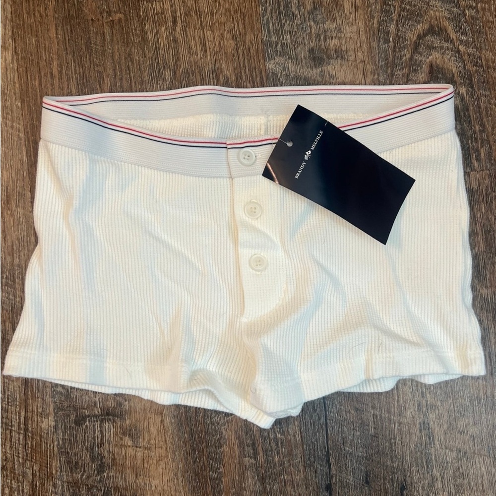 Brandy Melville White Fitted Stretch Shorts